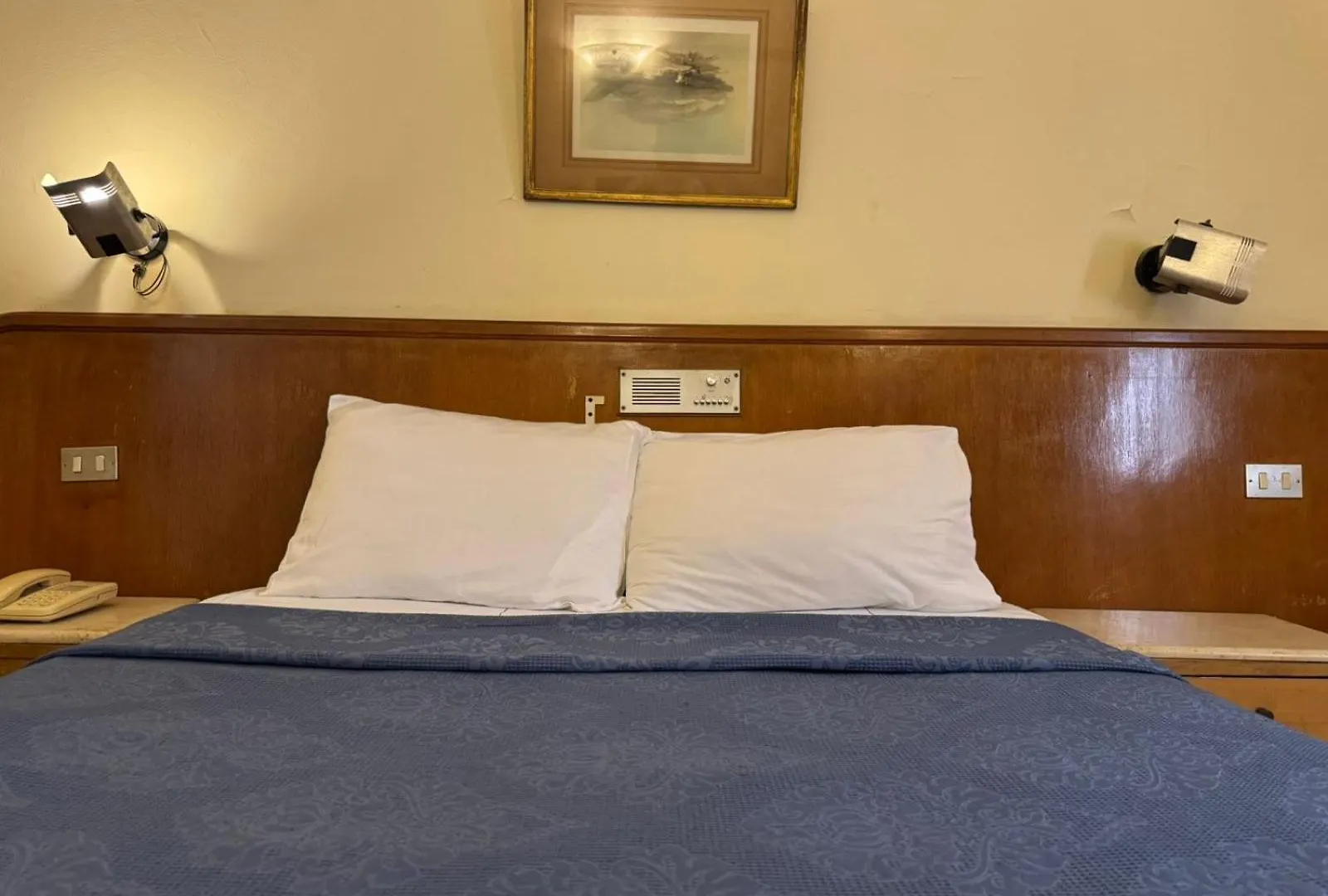 ***  Luxor Hotel Rooms Egypt